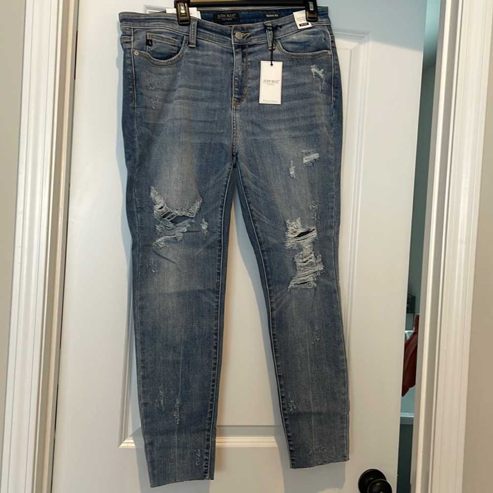 NWT Judy Blue Mid Rise skinny fit size 15 jeans